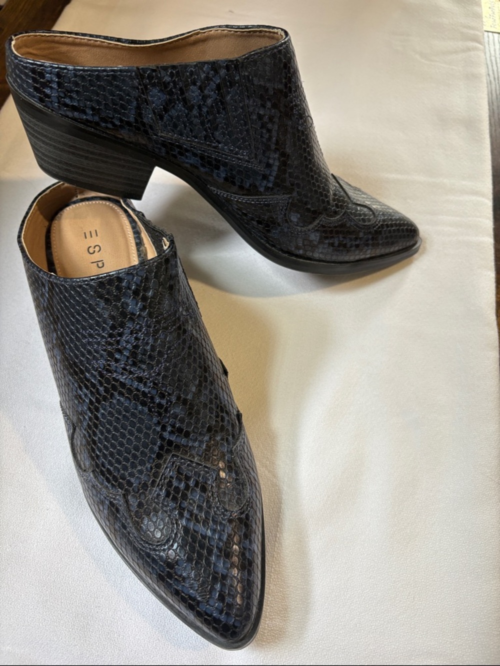 Spirit Blue&Black Snake-Embossed Pointed Mule Boots size 7.5